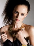 famous-teen-alexis-bledel-makes-no-secret-at-all-of-her-tits-and-shaved-pussy