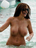 hot-celebrity-gallery-featuring-big-tits-and-lovemaking-of-tess-taylor-and-adrianne-curry