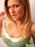 Lovely blonde babe Samantha is eager to show her full juicy tits and applecheeked ass